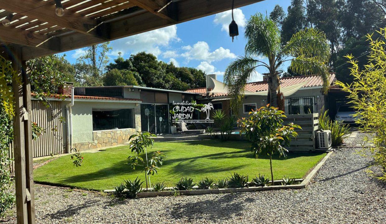 WhatsApp Image 2026-03-12 at 17.52.05