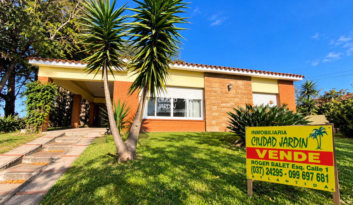 Casa en venta con jardín tropical